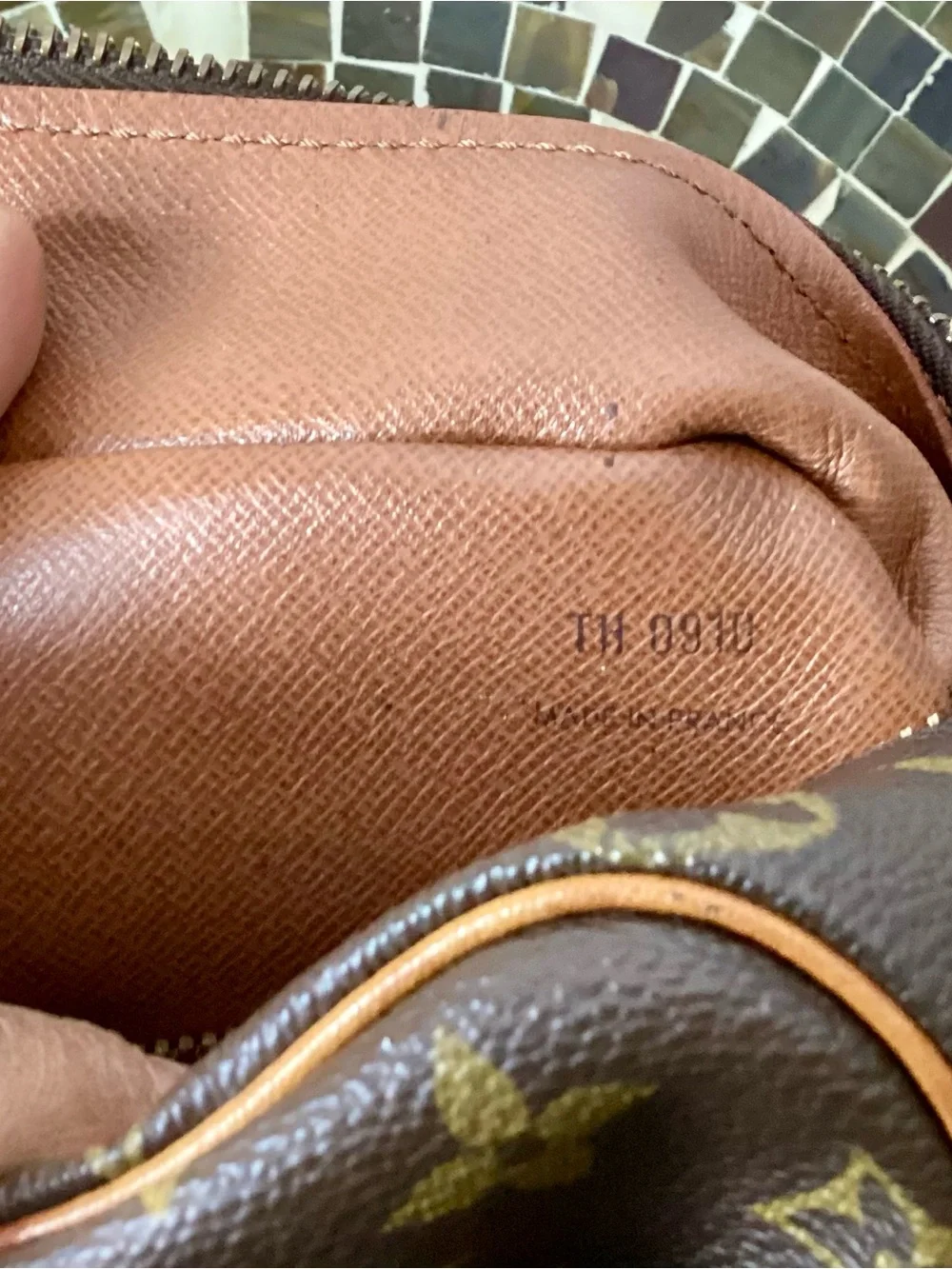 Louis Vuitton Monogram Nile Unisex GM Canvas Bag in Brown - Picture 14 of 16